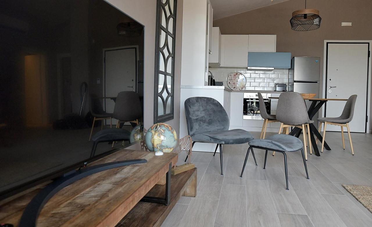 Cocoon Elegant Living Apartment Gerakini Luaran gambar